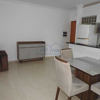 Apartamento em Pirassununga, bairro Centro