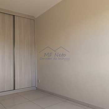 Apartamento em Pirassununga, bairro Jardim Europa