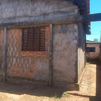Terreno em Pirassununga, bairro Vila Industrial