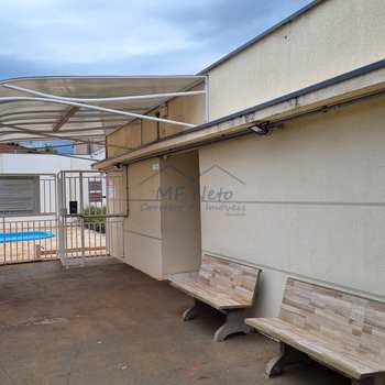 Apartamento em Pirassununga, bairro Vila Santa Terezinha