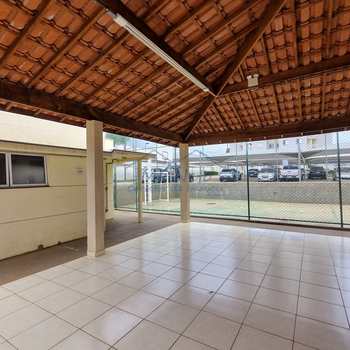 Apartamento em Pirassununga, bairro Vila Santa Terezinha