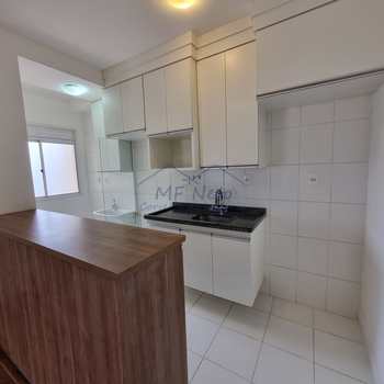 Apartamento em Pirassununga, bairro Vila Santa Terezinha