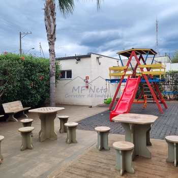 Apartamento em Pirassununga, bairro Vila Santa Terezinha