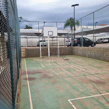 Apartamento em Pirassununga, bairro Vila Santa Terezinha