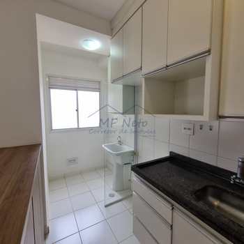 Apartamento em Pirassununga, bairro Vila Santa Terezinha