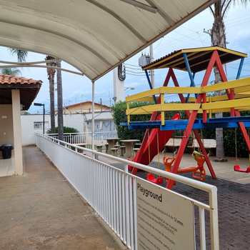 Apartamento em Pirassununga, bairro Vila Santa Terezinha