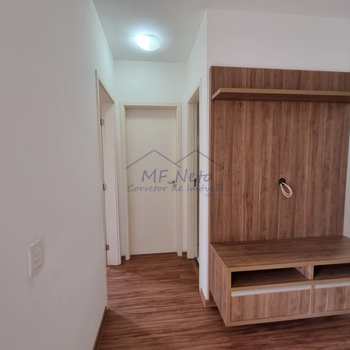 Apartamento em Pirassununga, bairro Vila Santa Terezinha