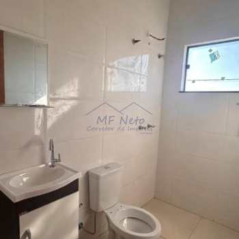 Casa em Pirassununga, bairro Terrazul Ba