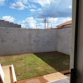 Casa em Pirassununga, bairro Terrazul Ba