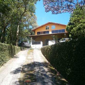 Casa em Embu das Artes, bairro Perovê