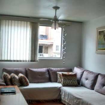Apartamento em São Paulo, bairro Campo Limpo
