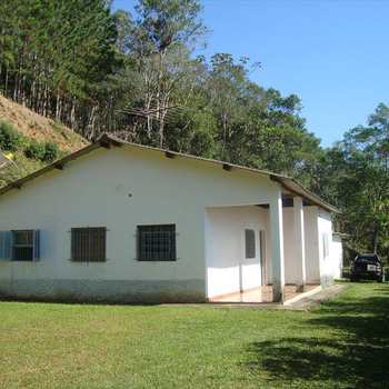 Sítio em Juquitiba, bairro Ribeirão do Julio