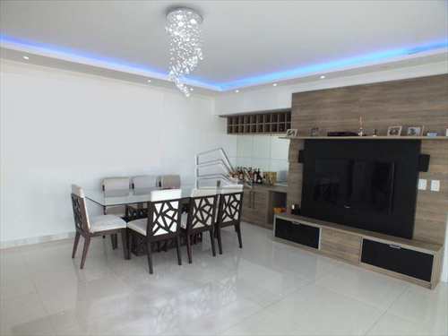 Apartamento, código 871 em Santos, bairro Marapé
