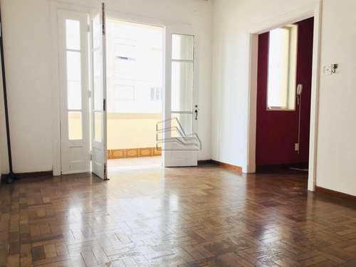Apartamento, código 716 em Santos, bairro Aparecida