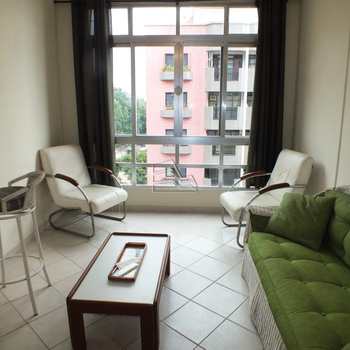 Apartamento em São Vicente, bairro Itararé