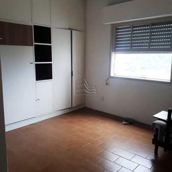 Kitnet em Santos, bairro José Menino