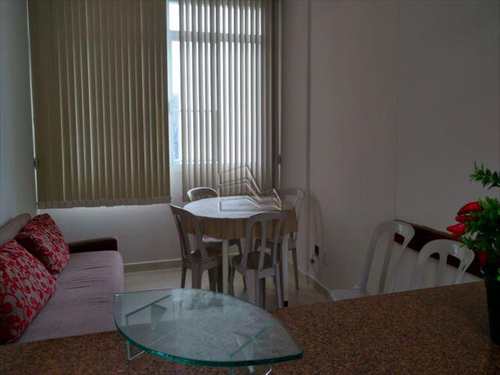 Apartamento, código 395 em Santos, bairro José Menino
