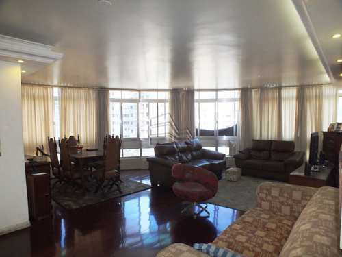 Apartamento, código 943 em Santos, bairro Gonzaga