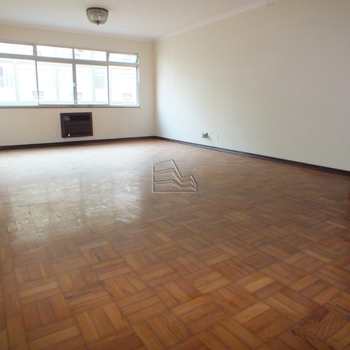 Apartamento em Santos, bairro Gonzaga