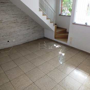 Casa em Santos, bairro Boqueirão