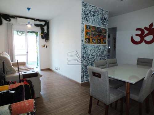 Apartamento, código 1125 em Santos, bairro Marapé