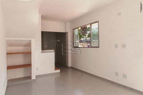 Casa, código 1132 em Santos, bairro Embaré