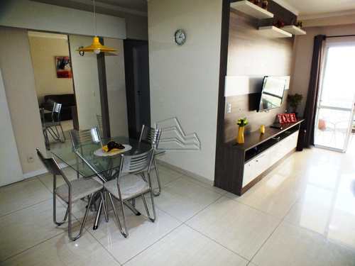 Apartamento, código 1200 em Santos, bairro Marapé