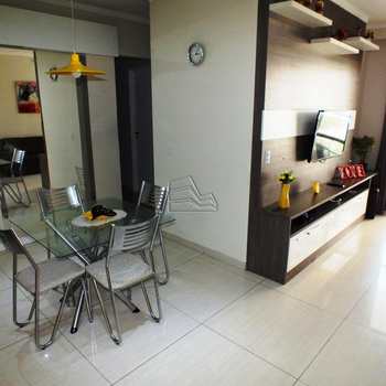 Apartamento em Santos, bairro Marapé