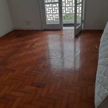 Apartamento em Santos, bairro José Menino