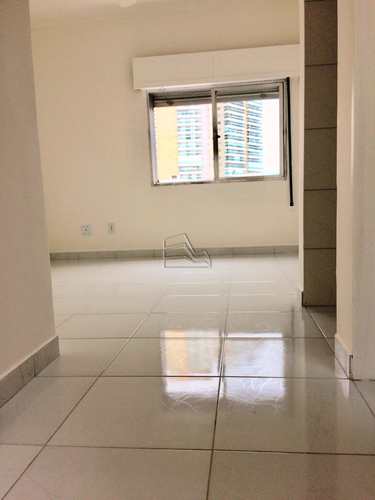 Apartamento, código 1337 em Santos, bairro Embaré