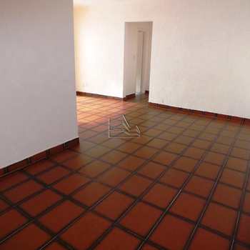 Apartamento em São Vicente, bairro Itararé