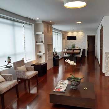 Apartamento em Santos, bairro Boqueirão
