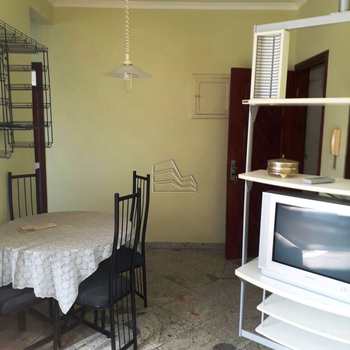 Apartamento em Santos, bairro José Menino