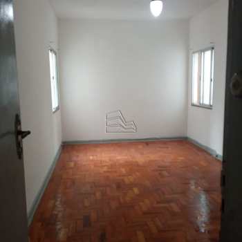 Apartamento em Santos, bairro José Menino