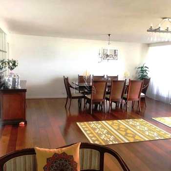 Apartamento em Santos, bairro Boqueirão
