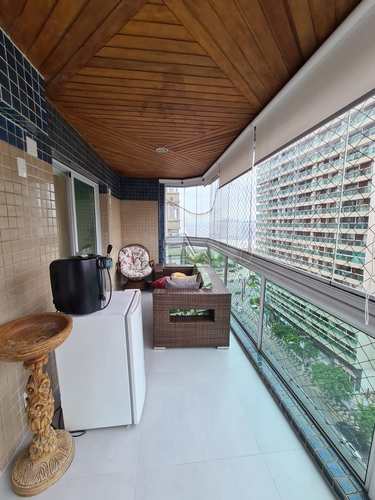Apartamento, código 1497 em Santos, bairro Embaré