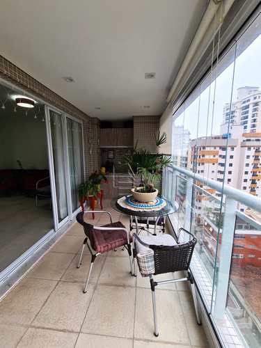 Apartamento, código 1667 em Santos, bairro José Menino
