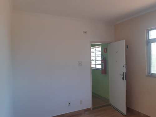 Apartamento, código 6408 em Santos, bairro Aparecida