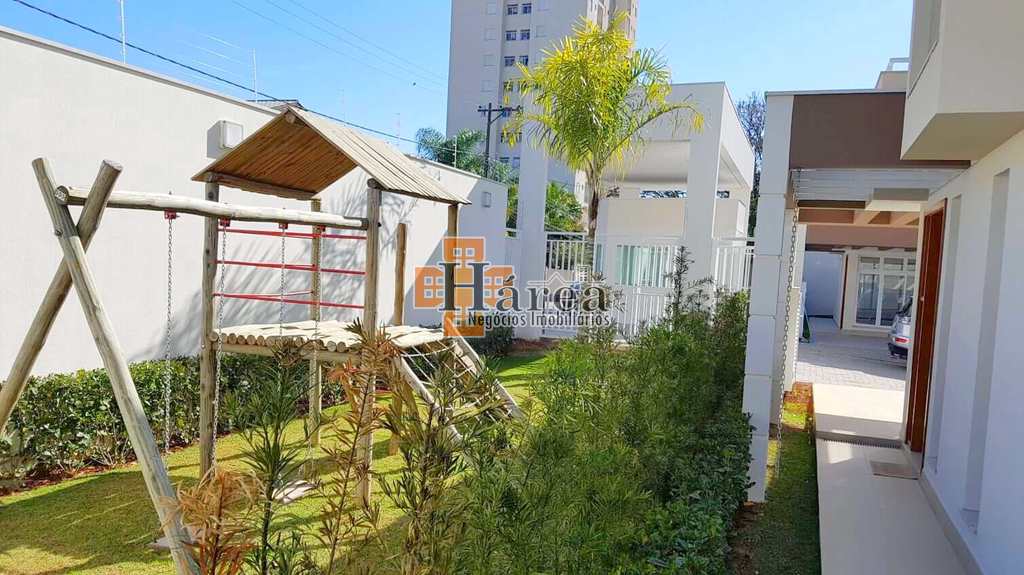 Condomínio em Sorocaba, no bairro Jardim Pagliato