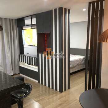 Flat em Sorocaba, bairro Jardim América