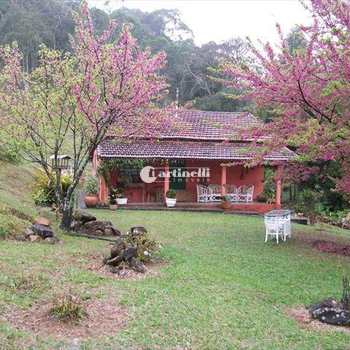 Fazenda em Santo Antônio do Pinhal, bairro Zona Rural