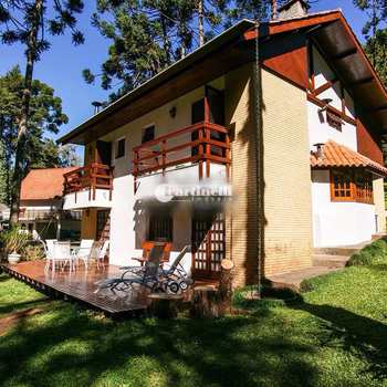 Casa em Campos do Jordão, bairro Capivari