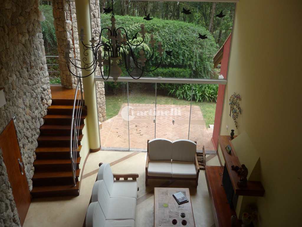 Casa de Condomínio em Santo Antônio do Pinhal, no bairro 10 Km do Centro