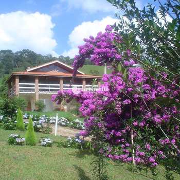 Chácara em Santo Antônio do Pinhal, bairro 10 Km do Centro