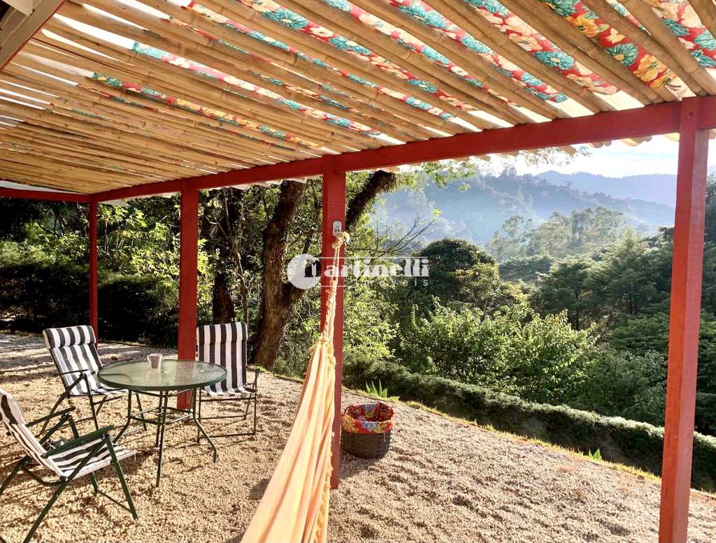 Fundo de Comércio em Santo Antônio do Pinhal, no bairro Aprox 3 Km do Centro