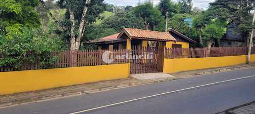 Casa, código 713 em Santo Antônio do Pinhal, bairro Centro