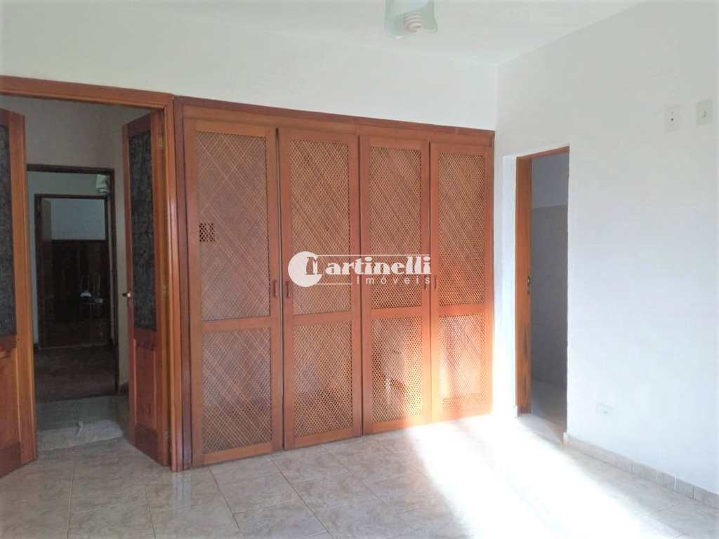 Casa em Santo Antônio do Pinhal, no bairro Centro