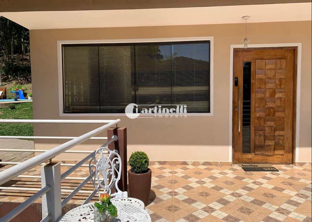 Casa de Condomínio em Santo Antônio do Pinhal, no bairro Centro