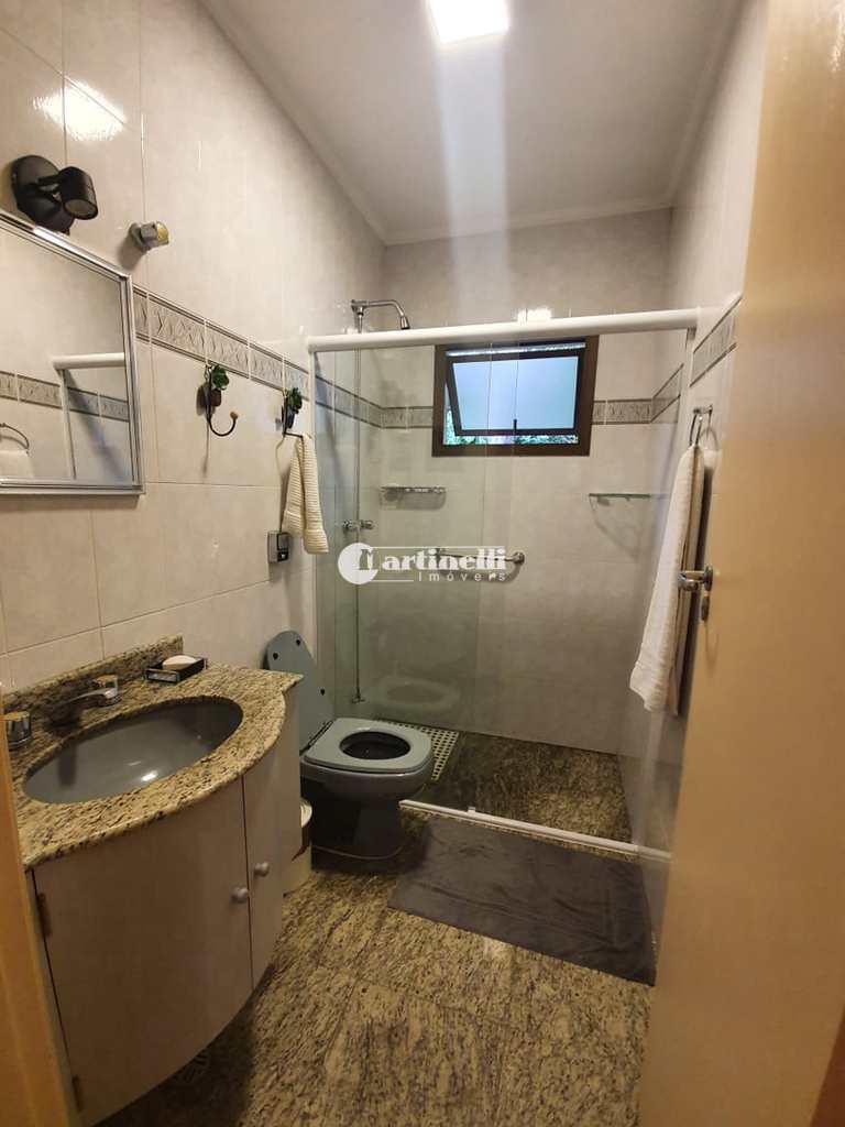 Casa em Santo Antônio do Pinhal, no bairro Centro
