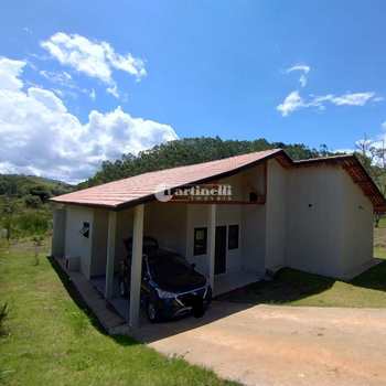 Casa em Santo Antônio do Pinhal, bairro 13 Km